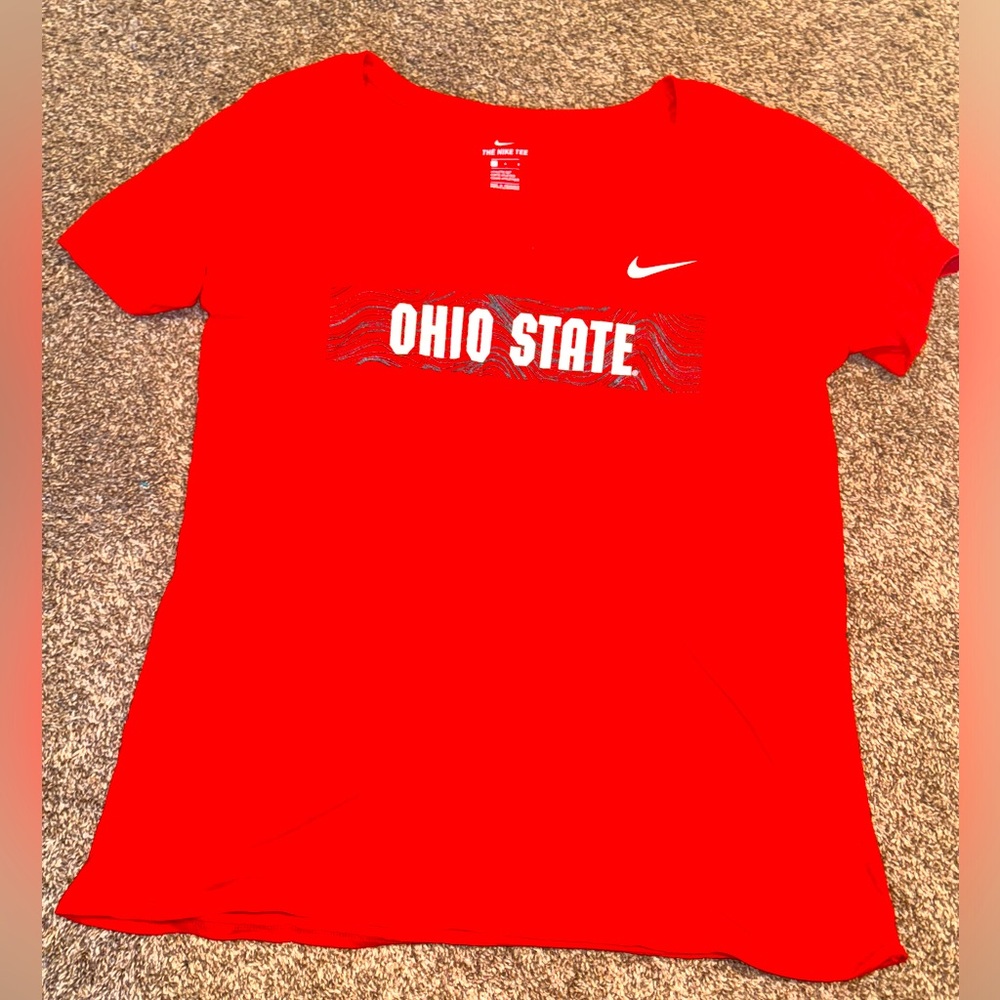 Red Ohio State Nike Women's scoop neck tshirt size large